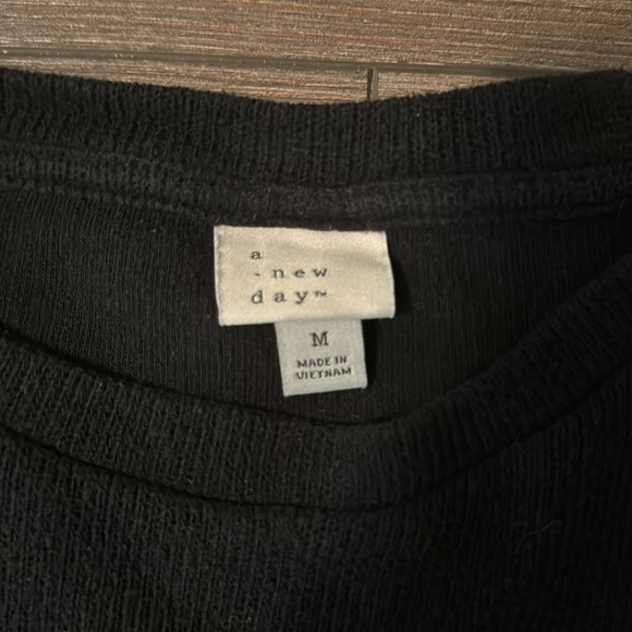 a new day Ruffle Sleeve Sweatshirt - Picture 5 of 5